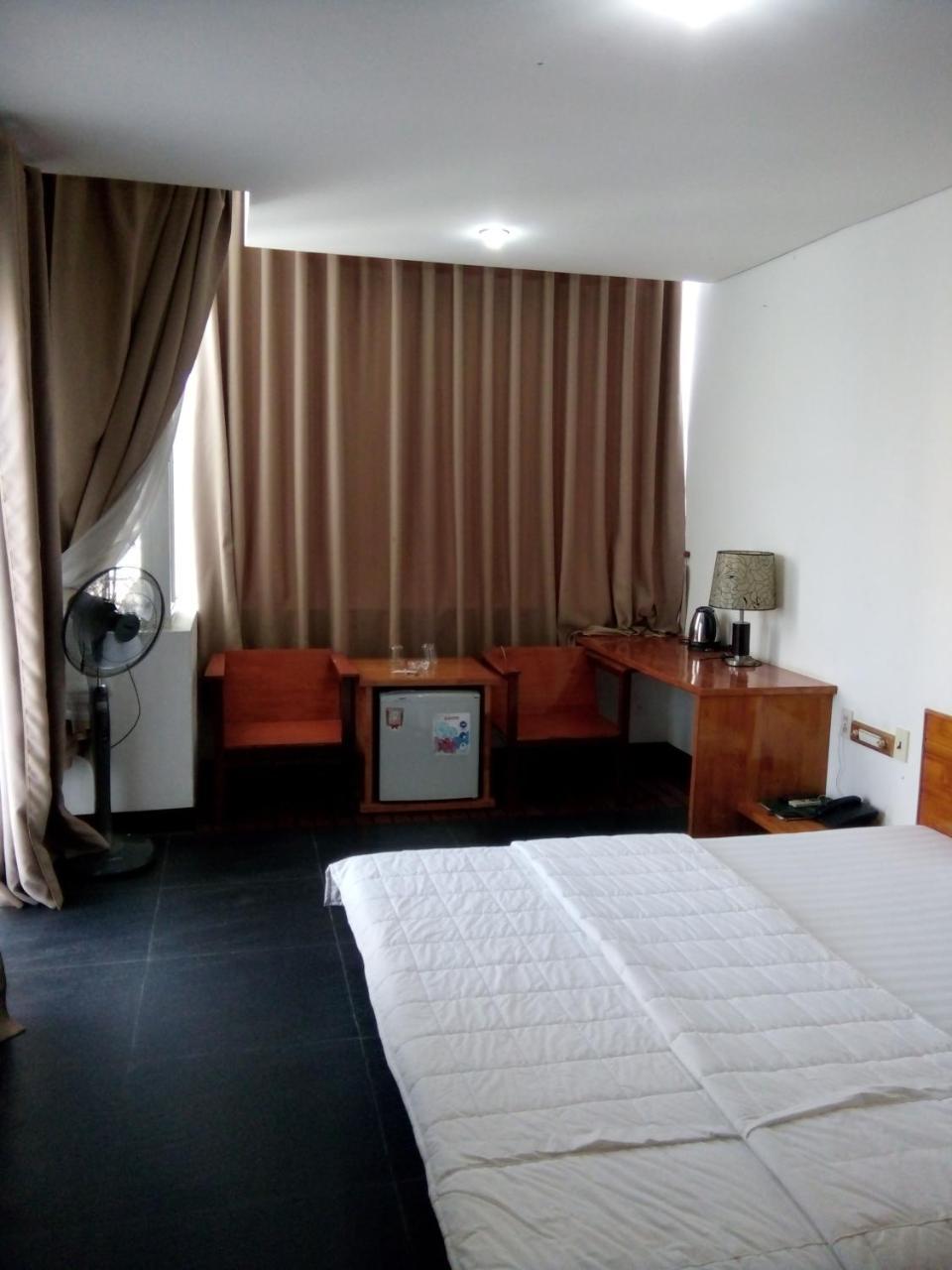 Отель Khach San Thuong Mai Yen Thinh Экстерьер фото